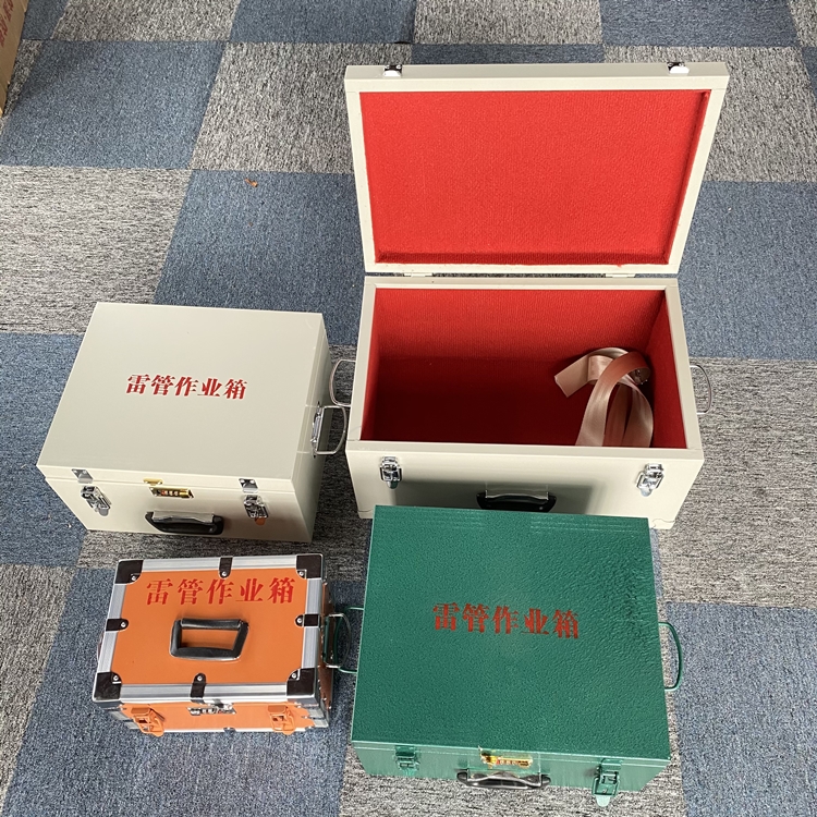 永春爆破工程作业箱如何选择？玻璃钢与传统材质的全面对比